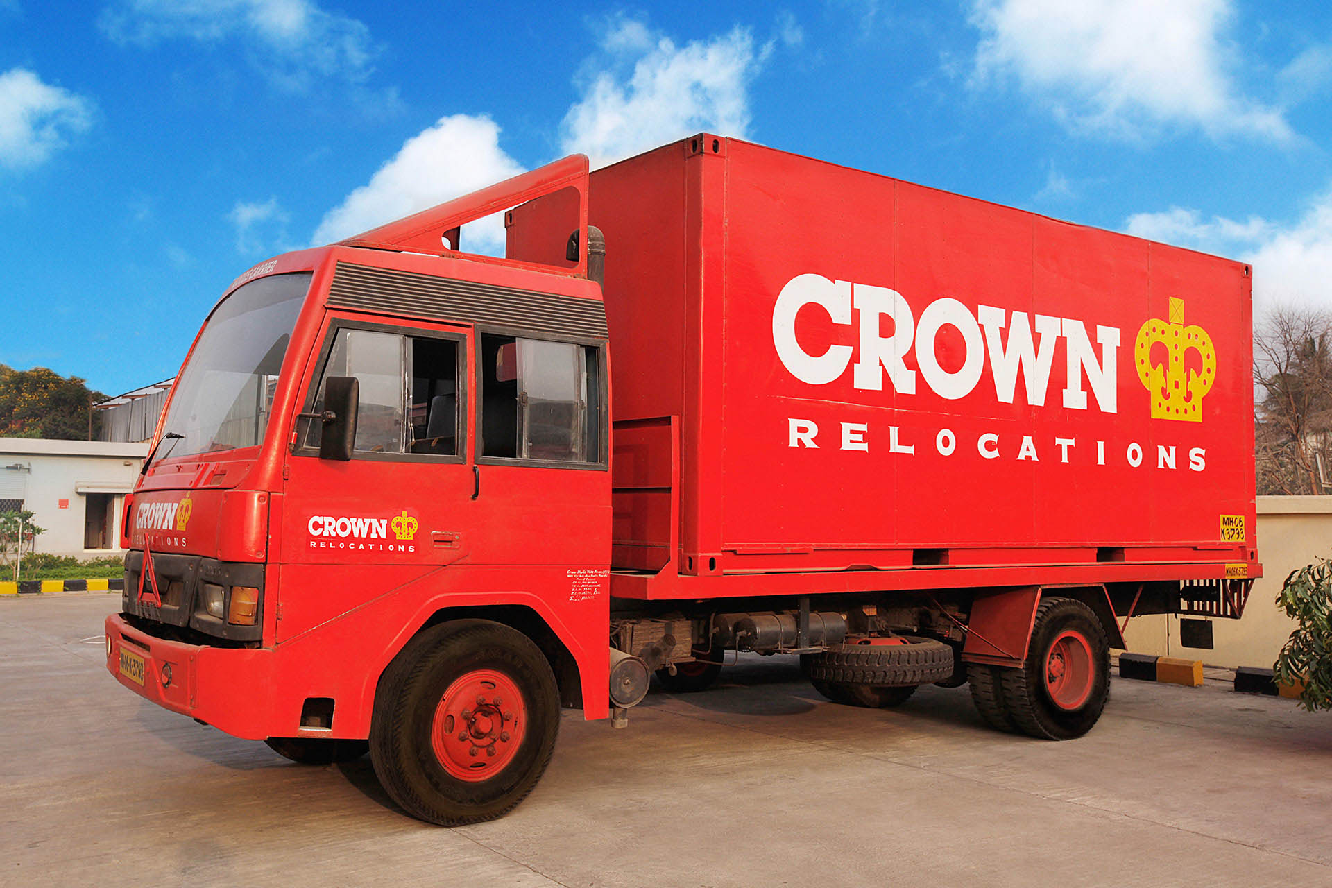 Crown moving truck in India